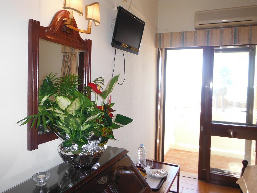 Aeromar Beach Hotel ฟารู ภายนอก รูปภาพ