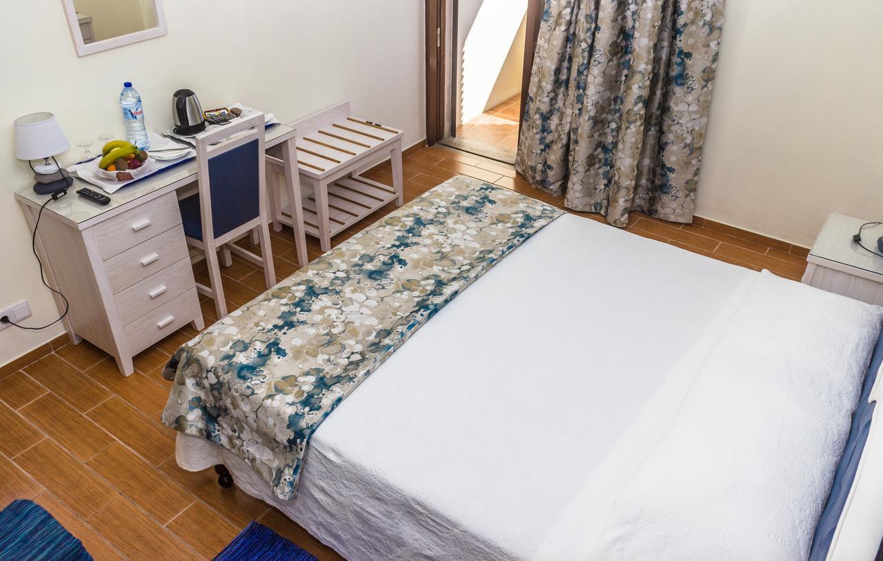 Aeromar Beach Hotel ฟารู ภายนอก รูปภาพ
